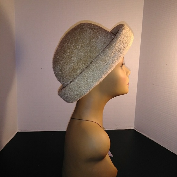 Vintage Hat - Picture 2 of 2